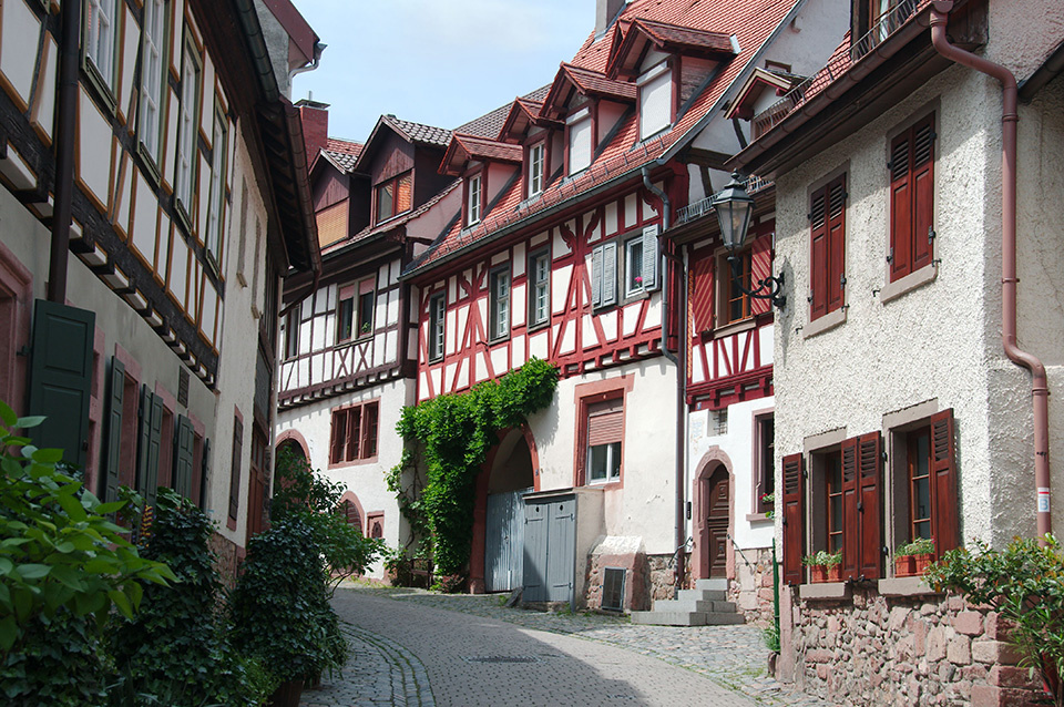 Altbausanierung bei Brückner Elektro und Trockenbau in Petersaurach