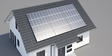 Umfassender Schutz für Photovoltaikanlagen bei Brückner Elektro und Trockenbau in Petersaurach