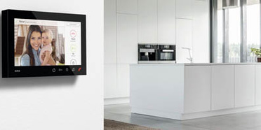 Gira Wohnungsstation bei Brückner Elektro und Trockenbau in Petersaurach