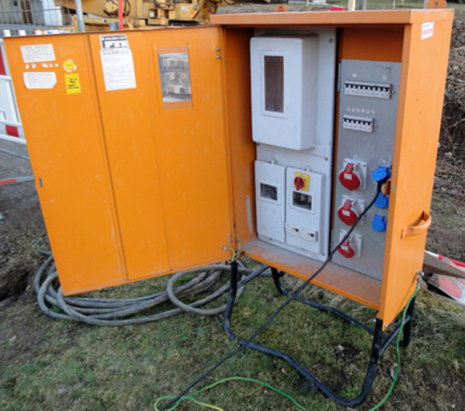 Baustromkasten bei Brückner Elektro und Trockenbau in Petersaurach